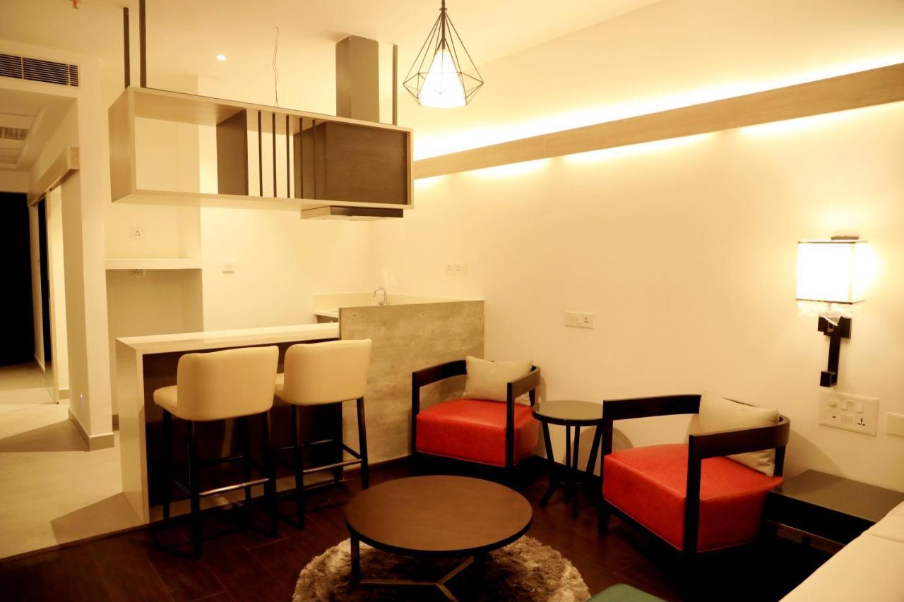 Hotel Deccan Serai Grande, Gachibowli, Haïdarabad Extérieur photo