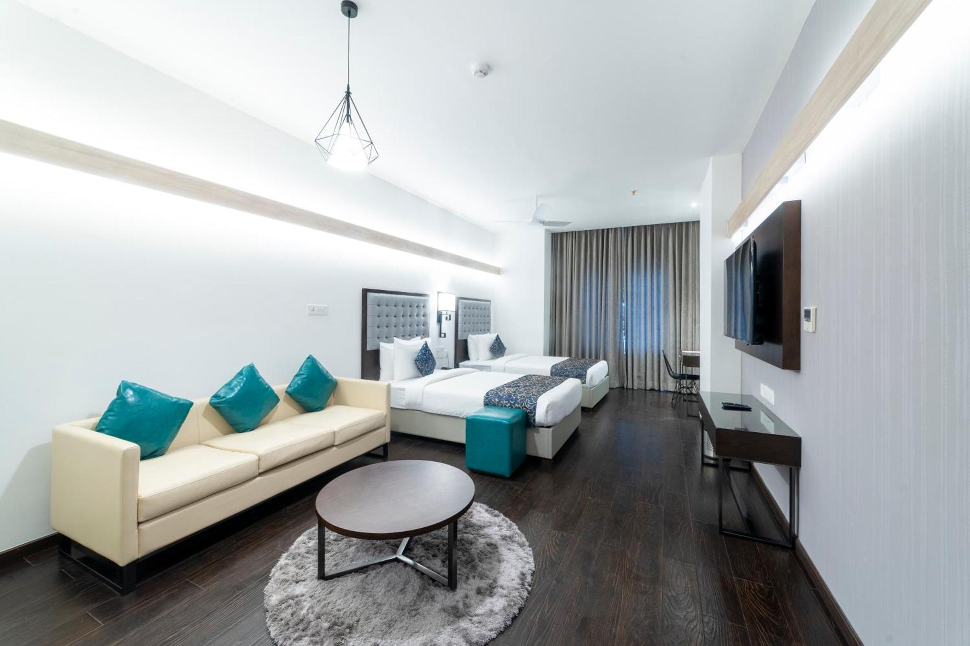 Hotel Deccan Serai Grande, Gachibowli, Haïdarabad Extérieur photo