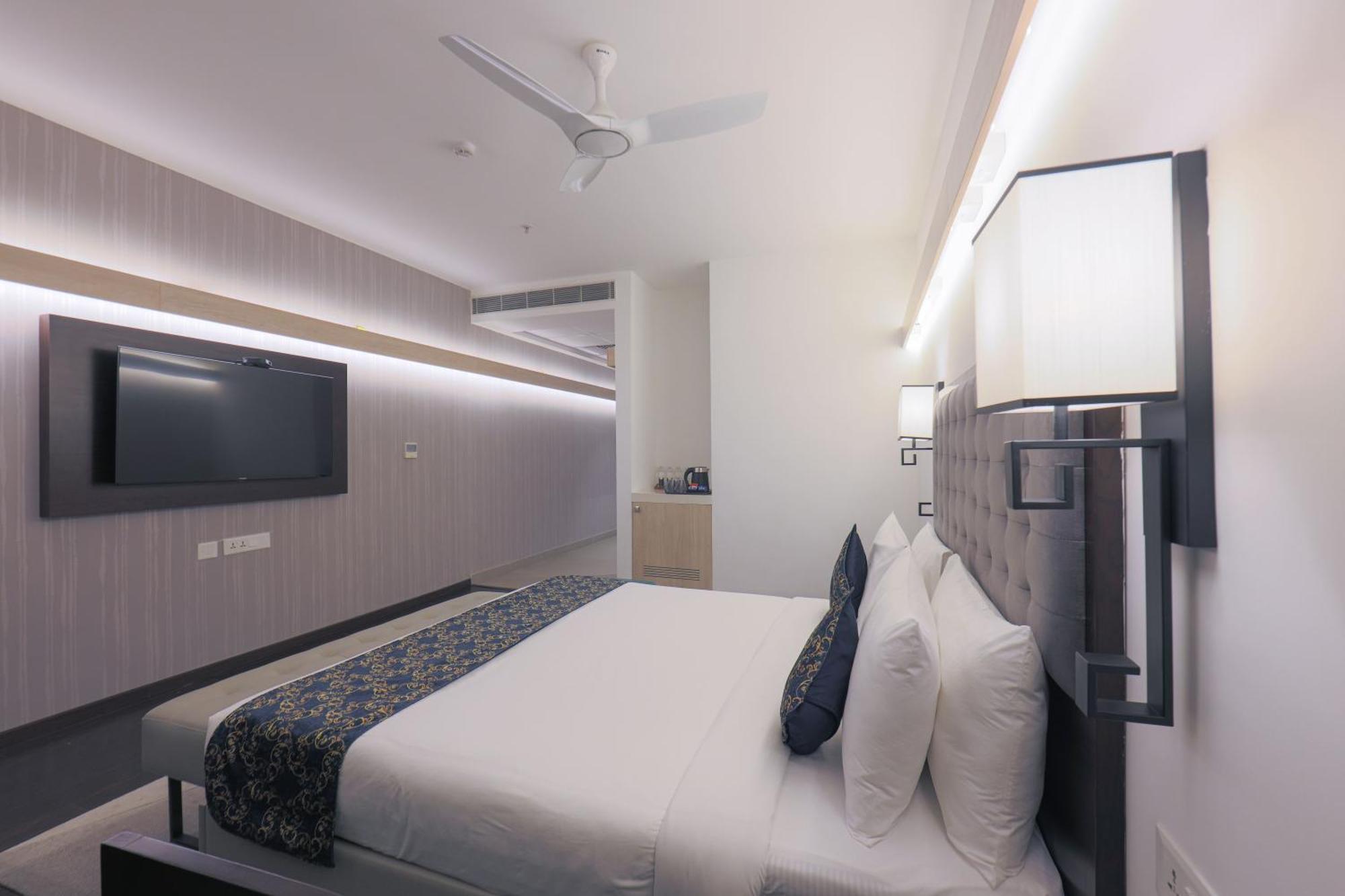 Hotel Deccan Serai Grande, Gachibowli, Haïdarabad Extérieur photo