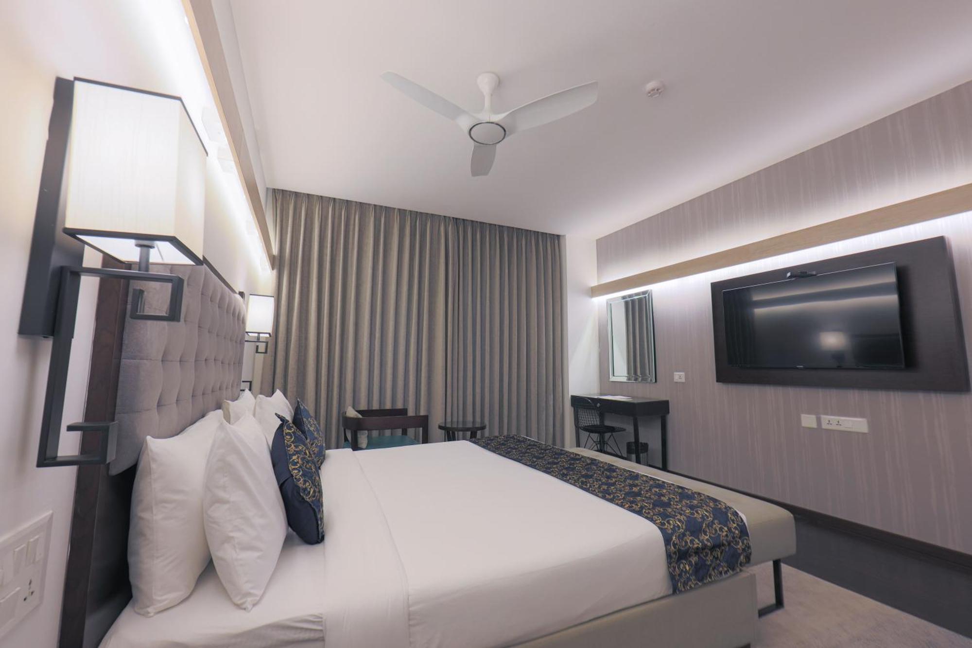 Hotel Deccan Serai Grande, Gachibowli, Haïdarabad Extérieur photo