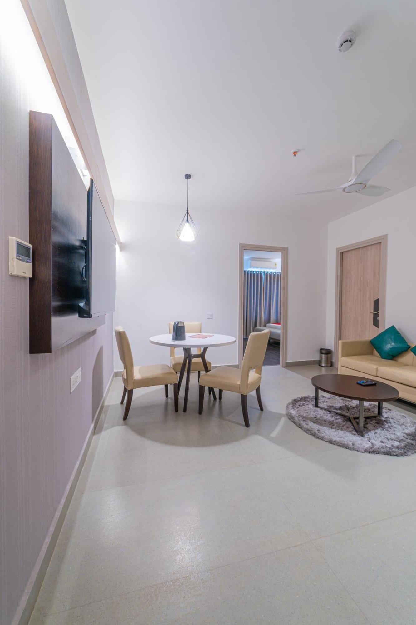 Hotel Deccan Serai Grande, Gachibowli, Haïdarabad Extérieur photo